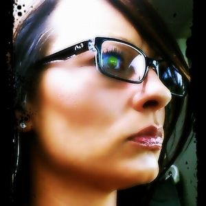 Meet your Posher, Naomi